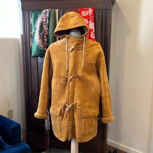 Men’s vintage, sz large shearling hooded coat by Sawyer of Napa.